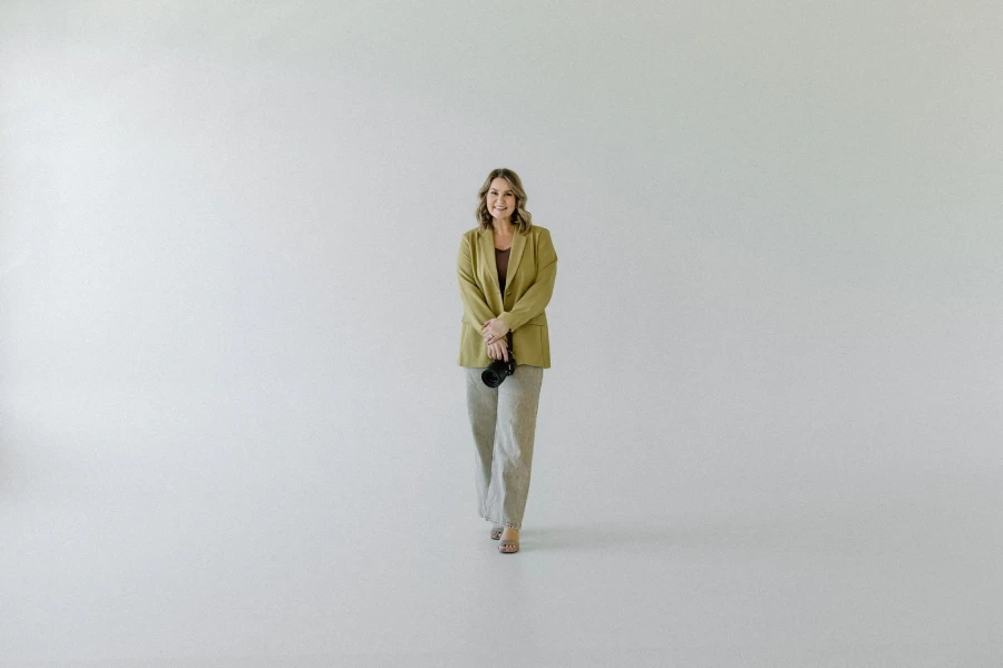 BRI COWAN PHOTOGRAPHY profile photo