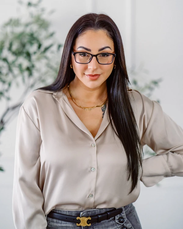 Captured by Elle Photo + Video profile photo