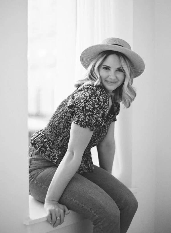 Hillary Muelleck, owner of Hillary Muelleck Photography