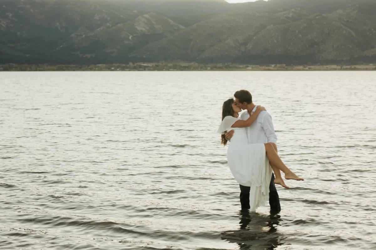 Wedding photo by Swoonstruck Photography, Reno, NV