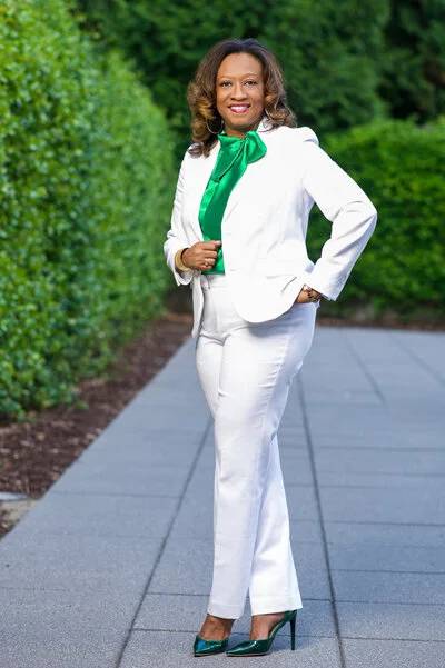Portrait photo by MoSeawell Photography, Columbia, SC
