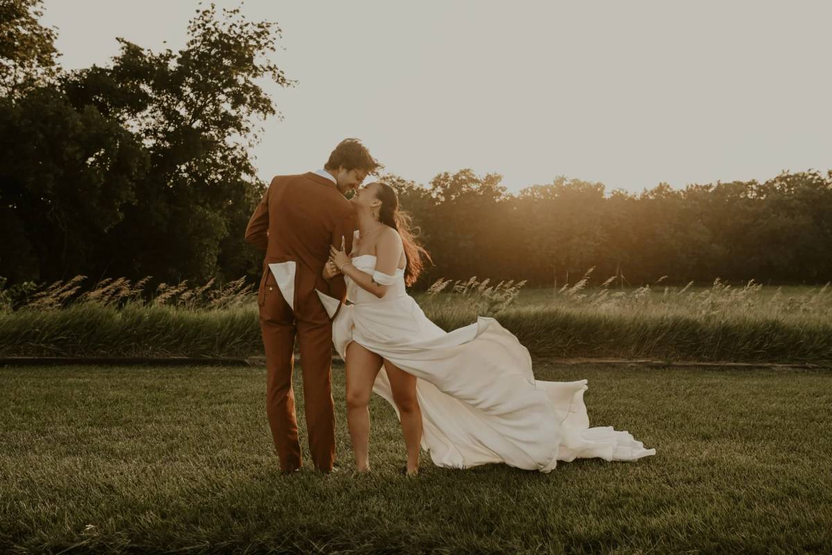 Wedding photo by Juju Photography, Tampa, FL