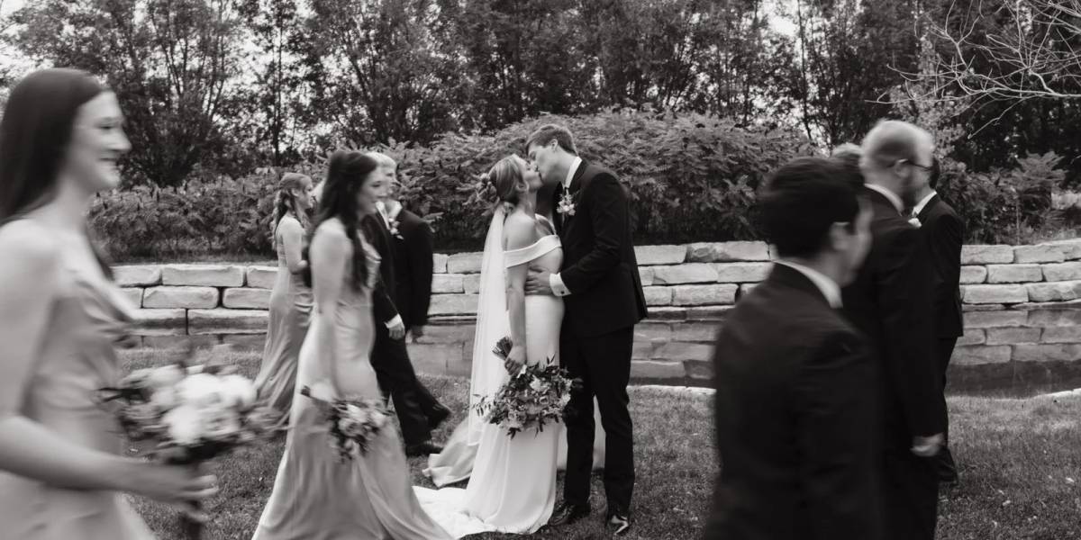 Wedding photo by Julia Pics, Sioux Falls, SD