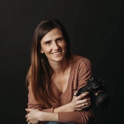 Lindsey Willis, owner of Lindsey Willis Photography