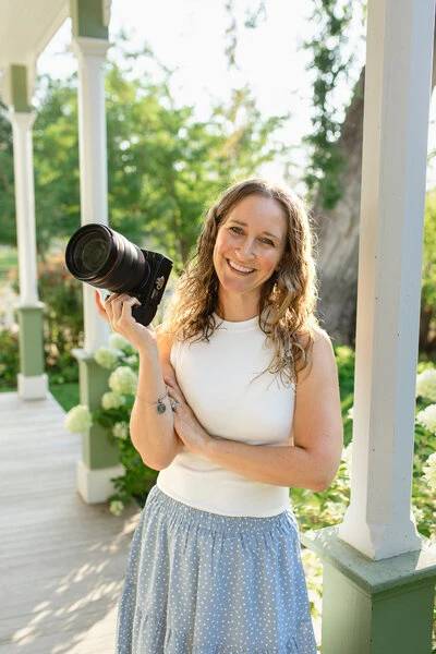 Kelli Holtzinger, owner of Kelli Holtzinger Photography