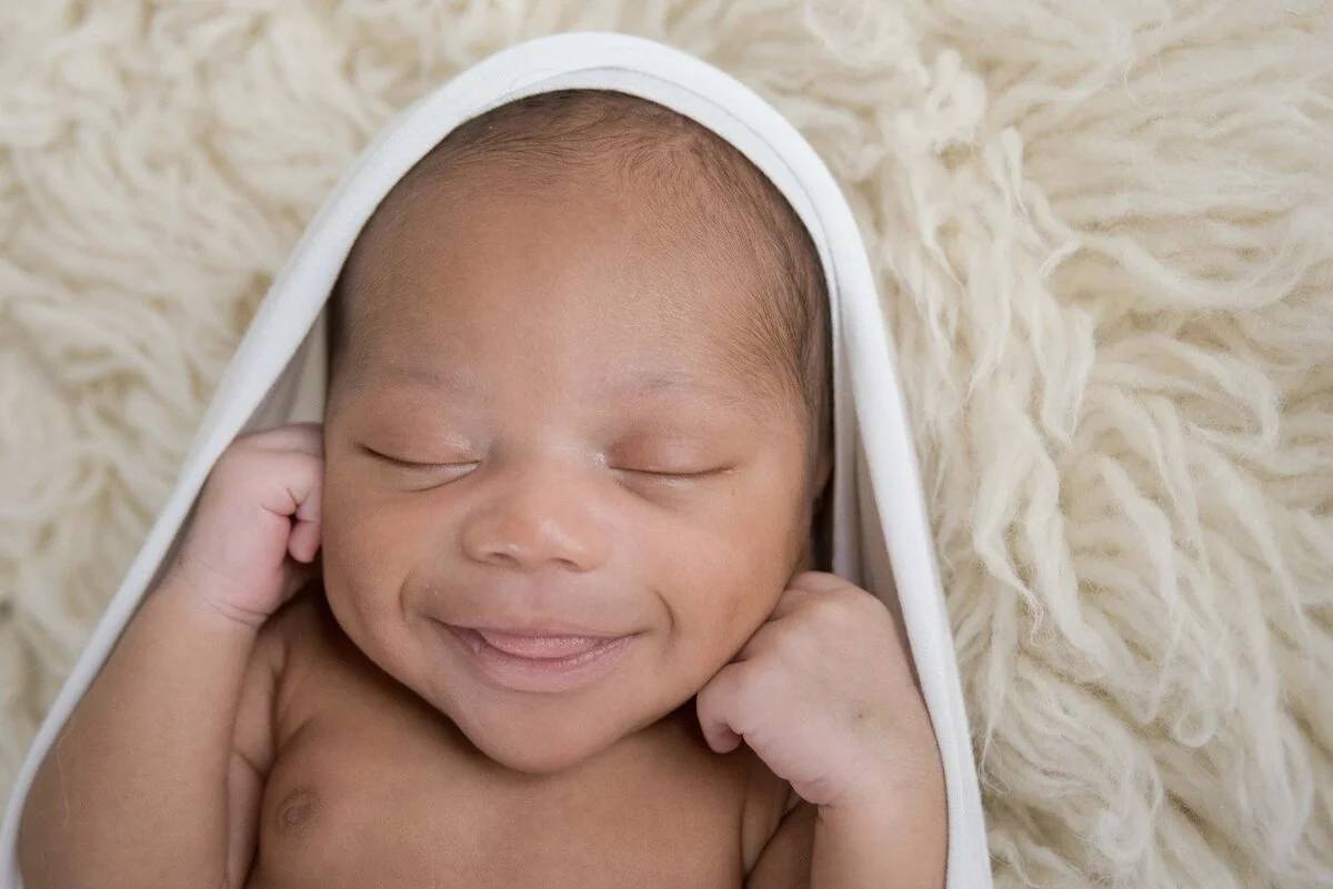 Newborn photo by Jen Moore Photography, Cincinnati, OH
