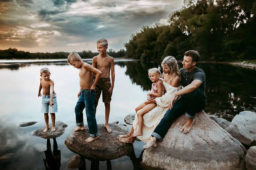 Photo by Annie Nelson Photography, Owatonna, MN