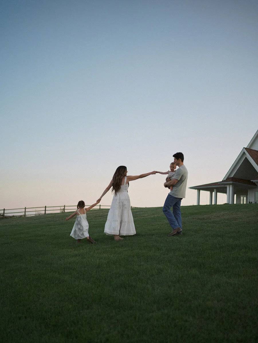 Family photo by Hannah Mann Photography, Boise, ID