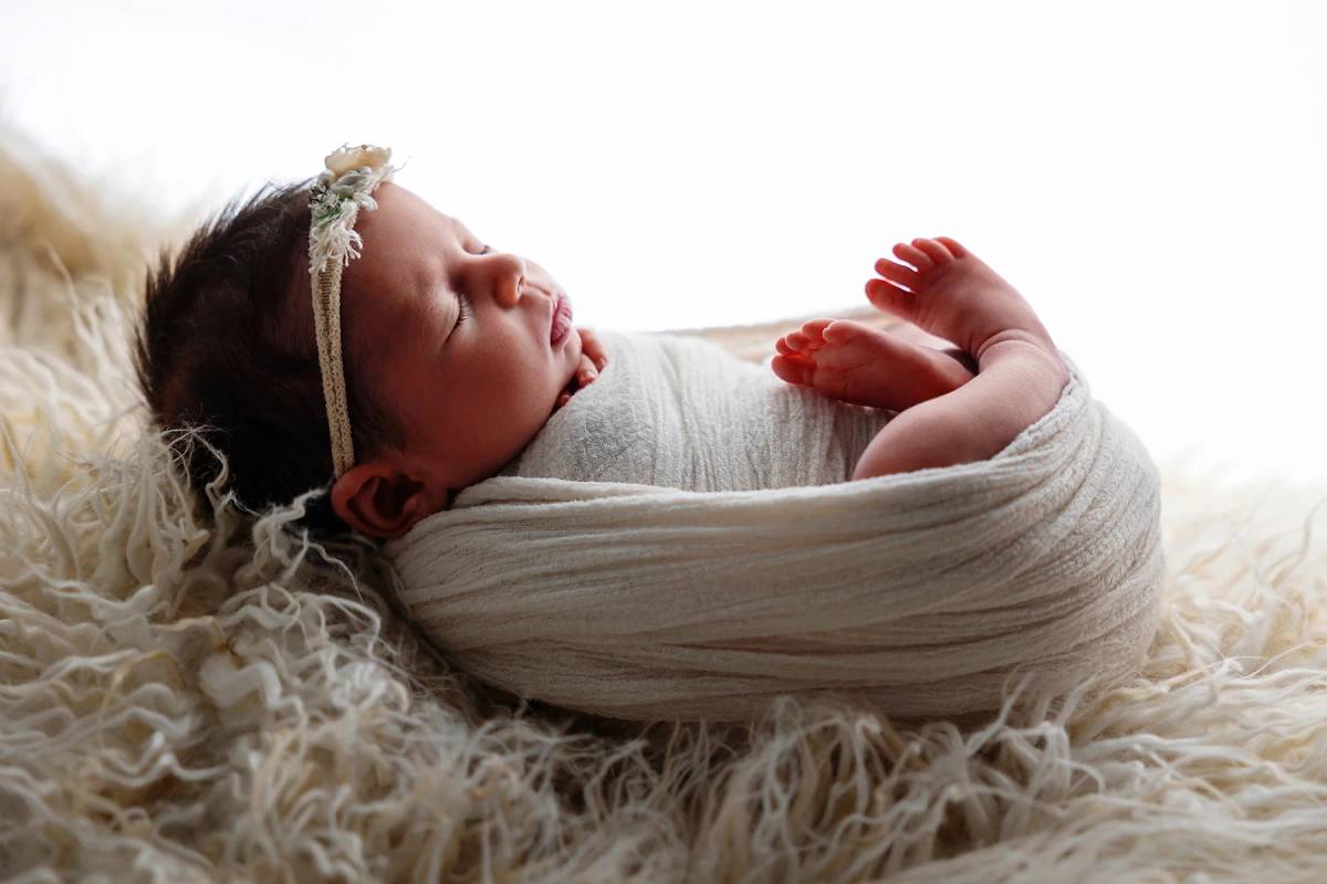 Newborn photo by MAC Photography, North Hampton, NH