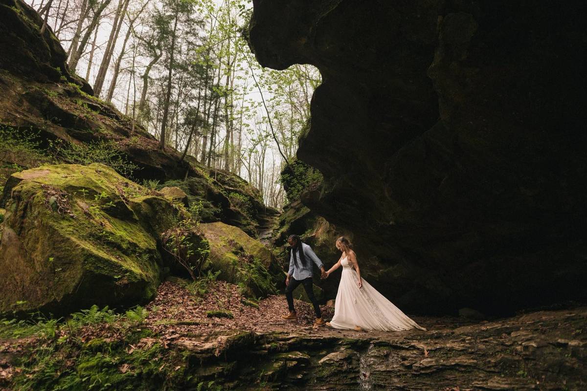 Elopement photo by Sarah Katherine Davis Photography, Louisville, KY