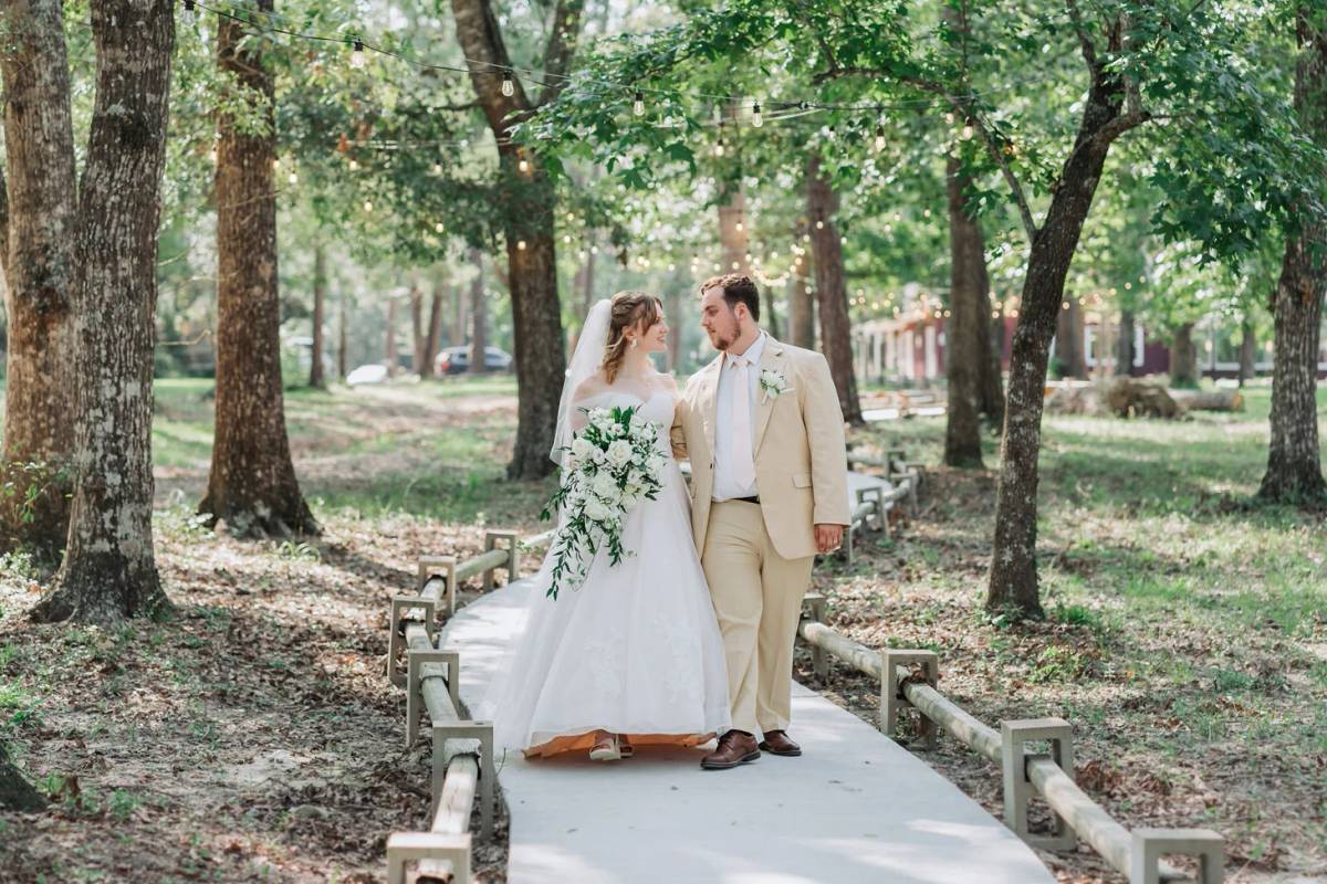 Wedding photo by Cavmon Photography, Houston, TX