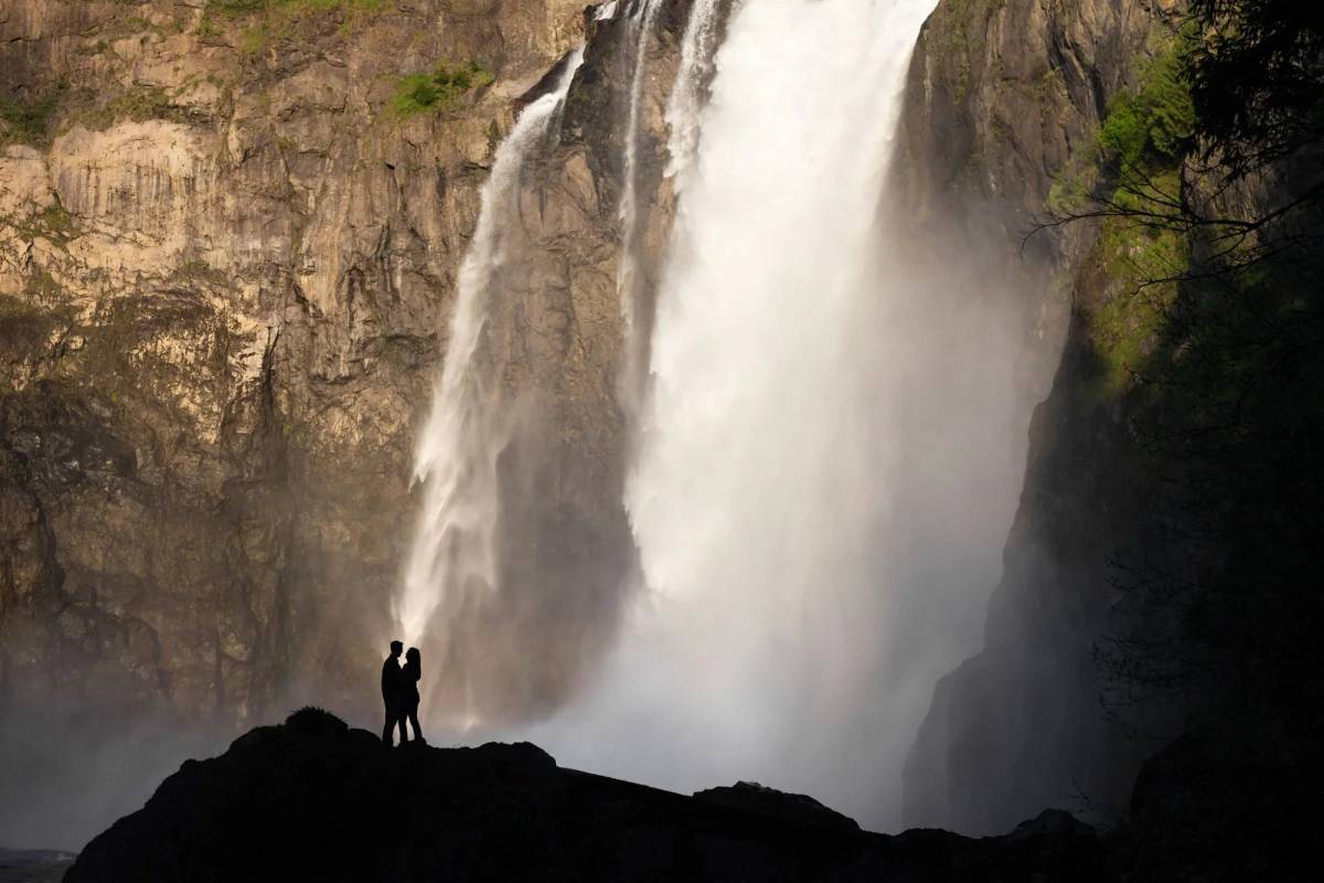 Elopement photo by Skyewater Photo + Film, Seattle, WA