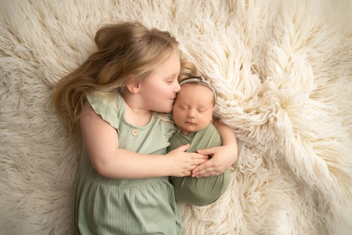 Newborn photo by Skiddlydoo Photography, Reno, NV