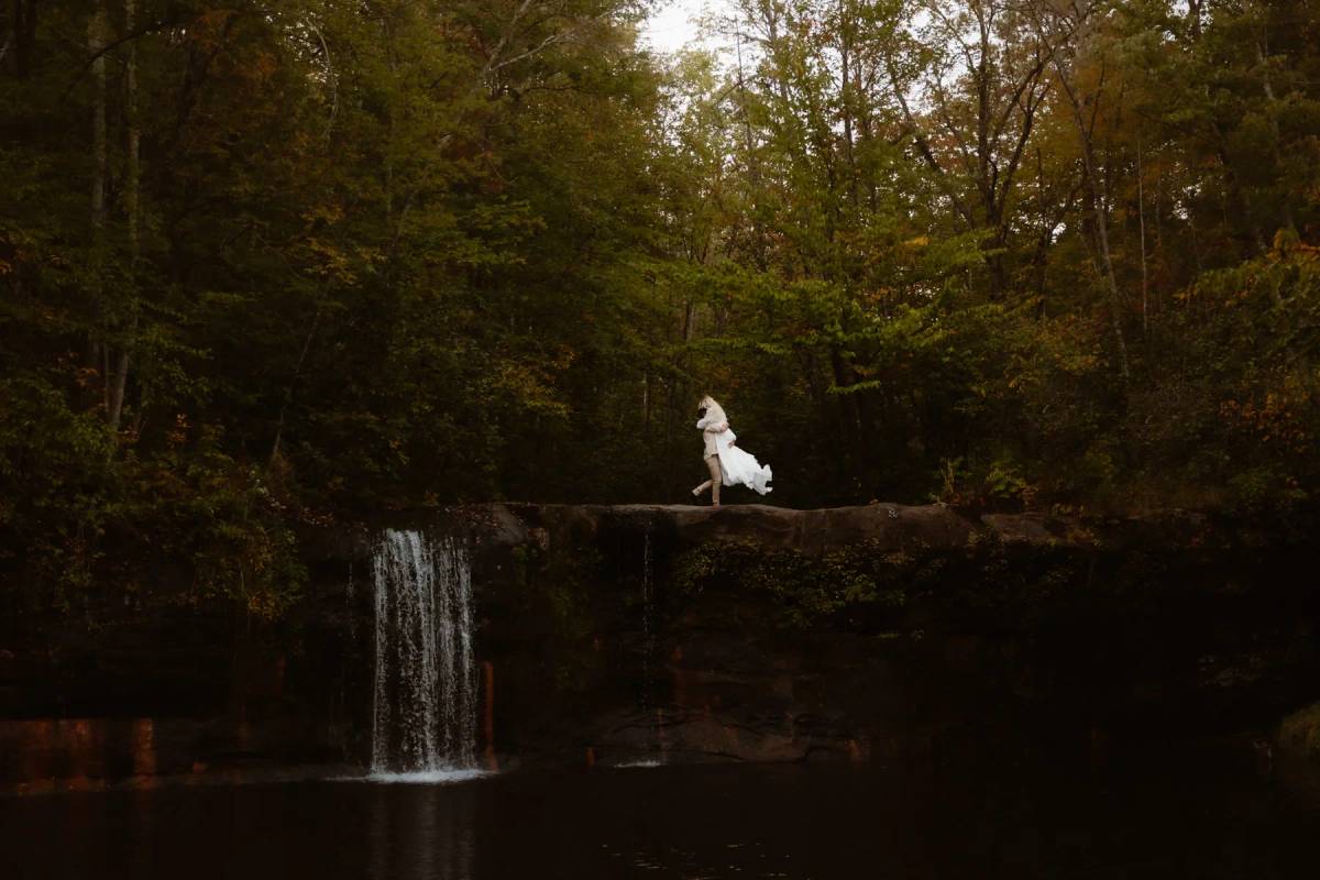 Engagement photo by Narrowleaf Love & Adventure Photography, Duluth, MN