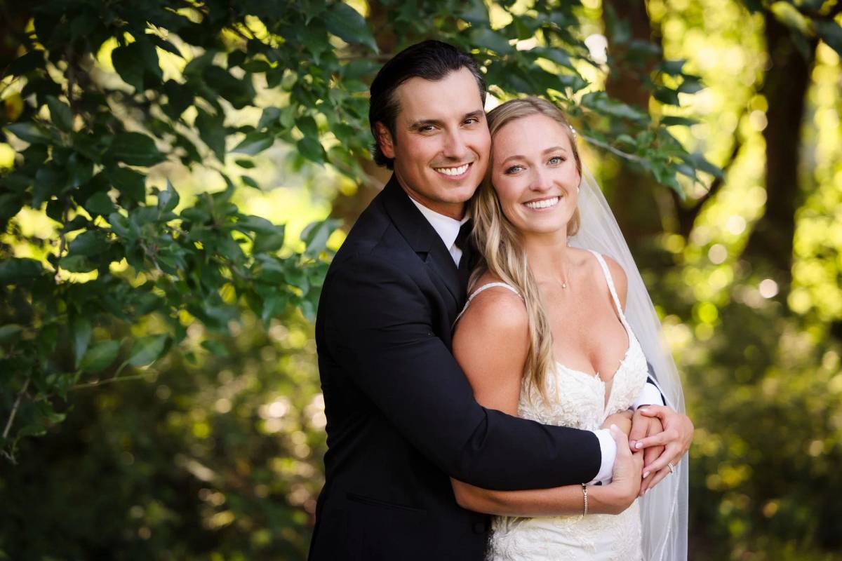 Wedding photo by Allison Garrett Johnson, Lincoln, NE