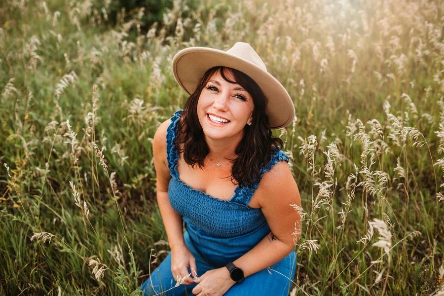 Alissa Mae, owner of Alissa Mae Photography