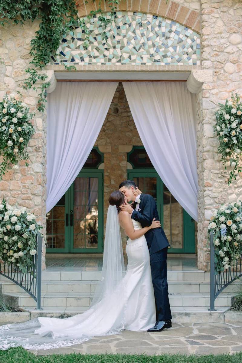 Wedding photo by Lois M Photography, San Antonio, TX