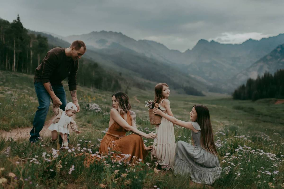 Family photo by Stormy Solis Photography, Breckenridge, CO
