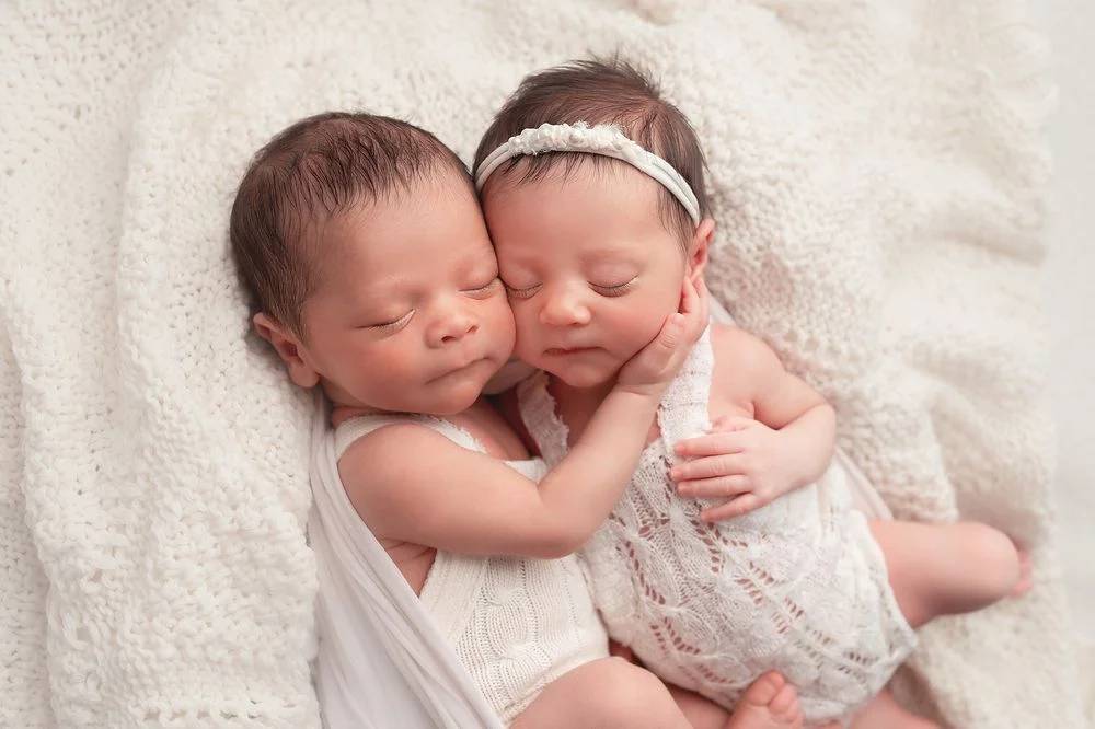 Newborn photo by Anne Wilmus Photography, Pittsburgh, PA