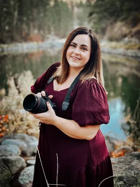 Lindsey Evans, owner of Lindsey Evans Photography